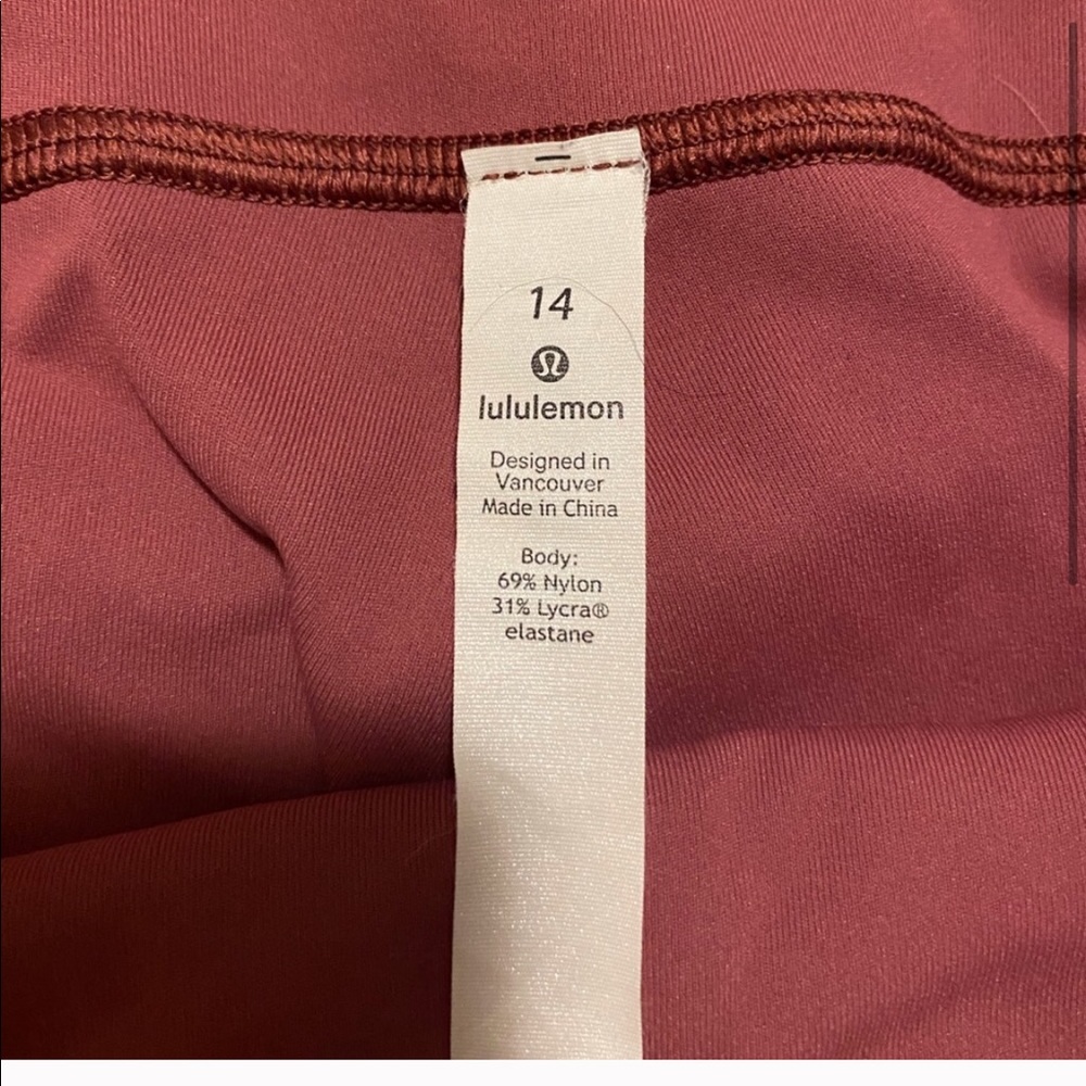 Lululemon Wunder Under! Sz 14